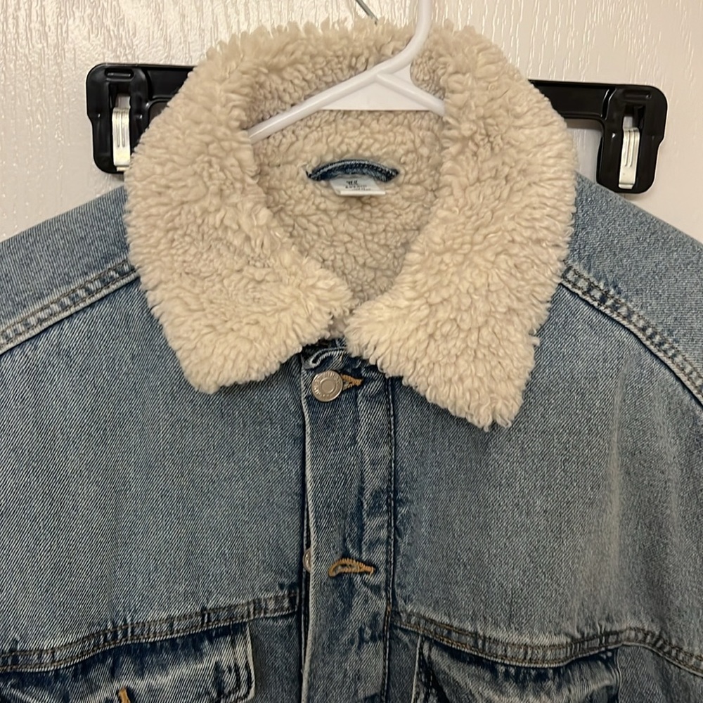 H&M shearling denim jacket M - Picture 2 of 7